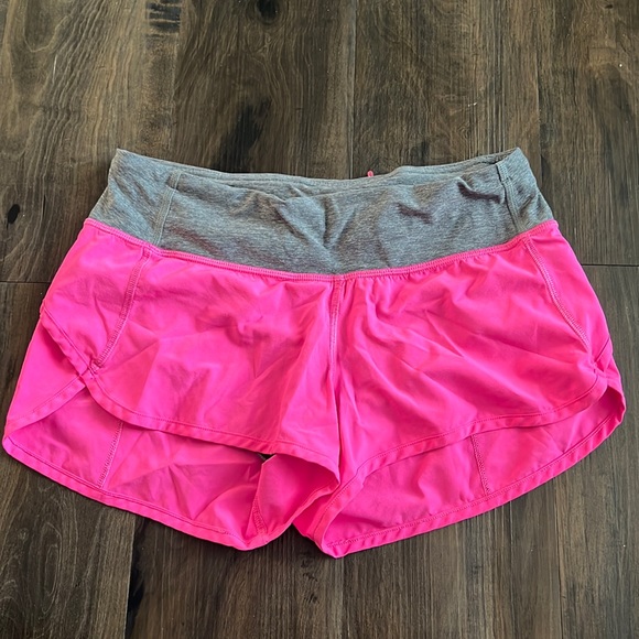 Hot Pink Lululemon Speed up low rise shorts - Picture 1 of 3
